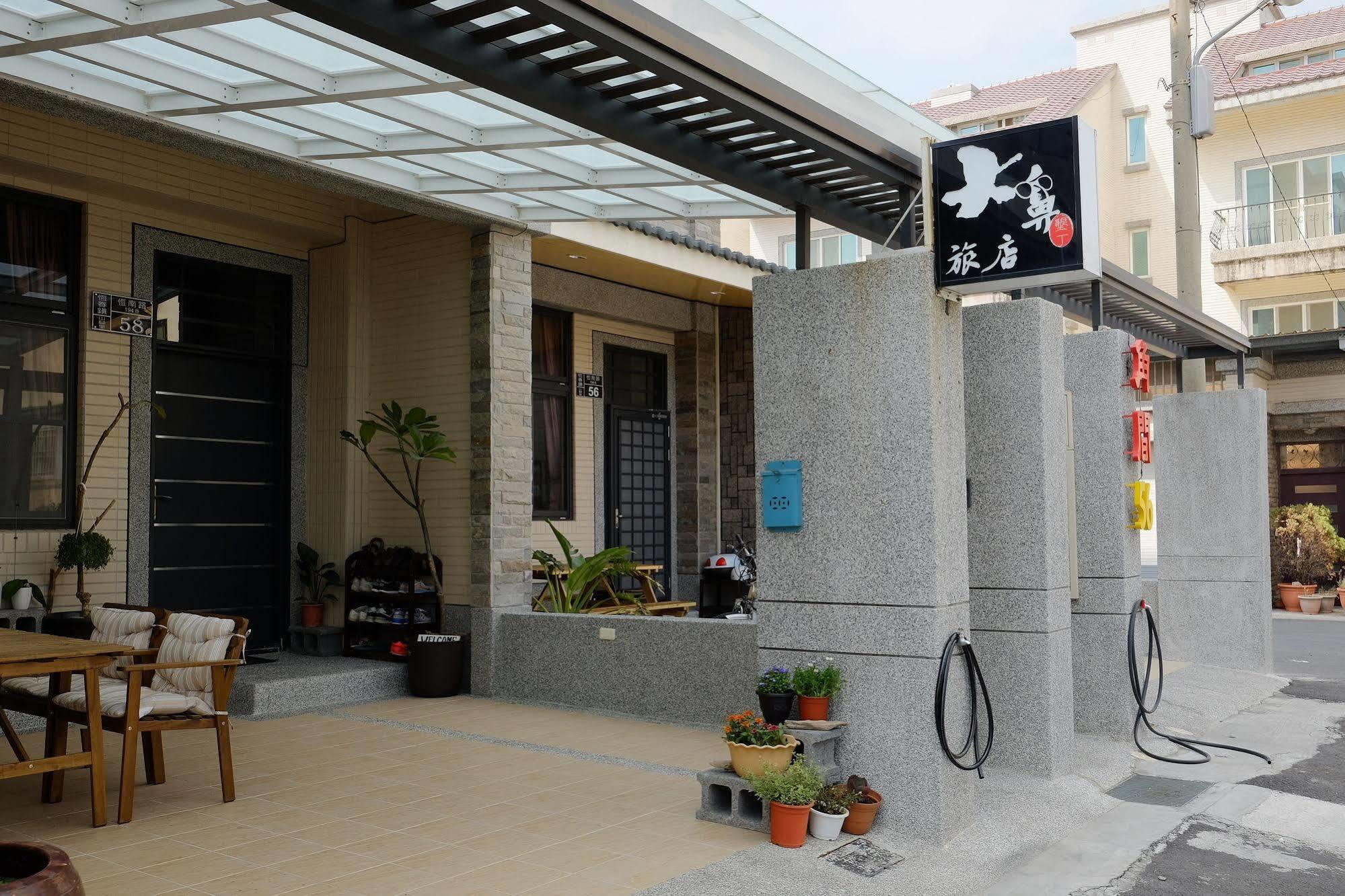 Big Nose Inn Heng-ch'un Exterior foto